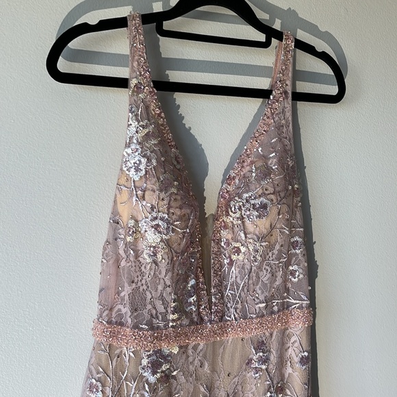 Mac Duggal embroidered floral pink a-line plunge gown - 67481 - Picture 6 of 14